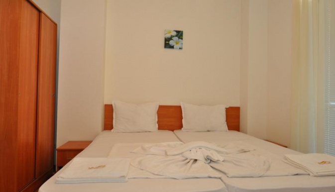 RAINBOW_2_HOTEL_SUNNY_BEACH_BULGARIA_AIR_TOUR_TRAVEL